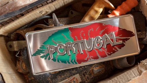Placa Aluminio Portugal Premium Beijo as Cores de Portugal - Ocean Plates Placas em Aluminio